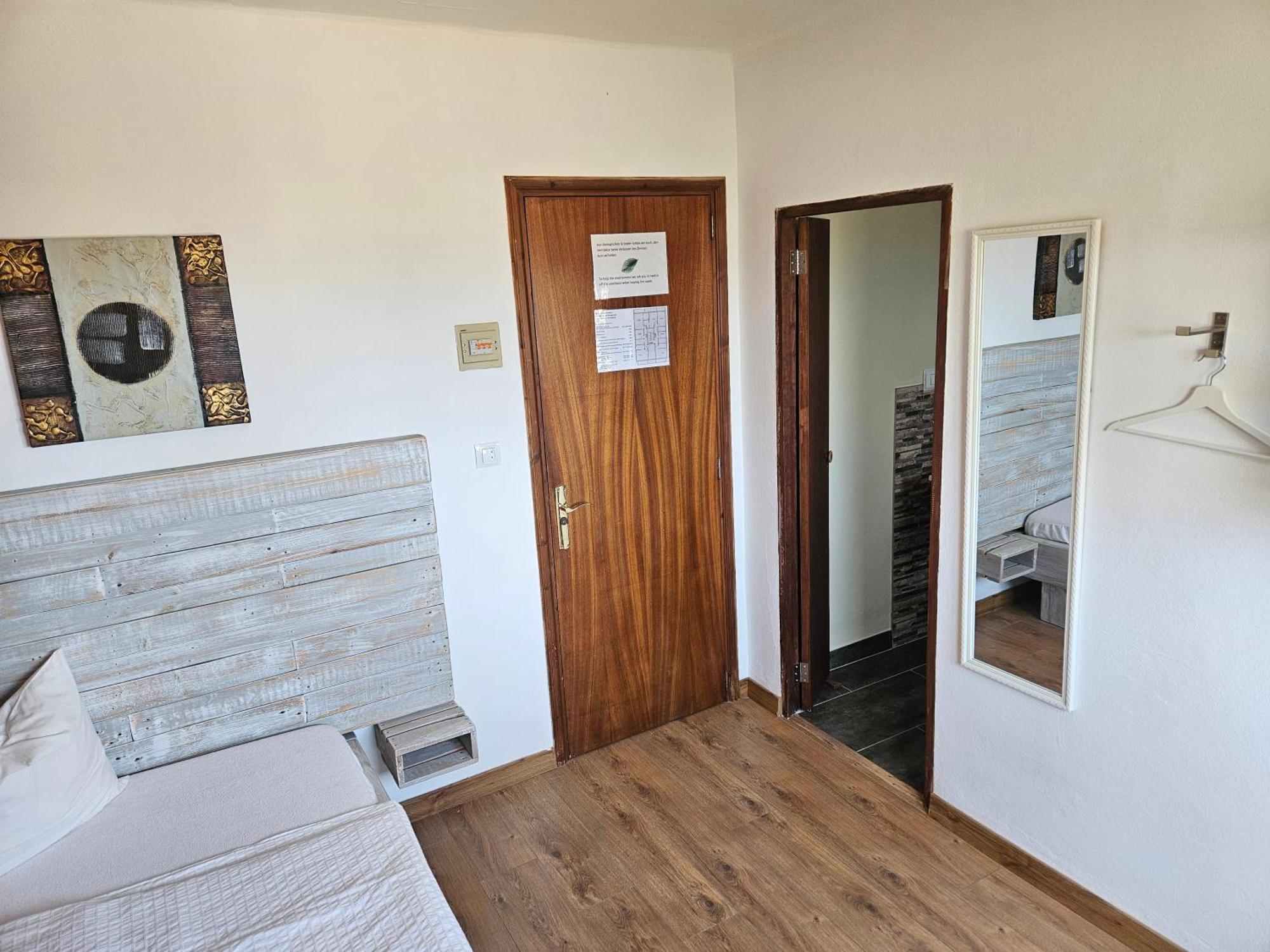 Seven Hostal Cala Millor  Exterior foto